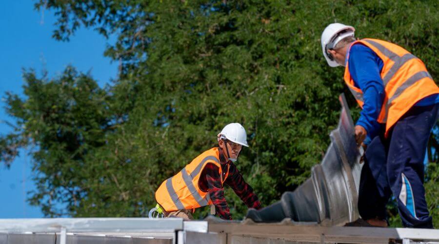 Professional new roof installation services in East China, MI